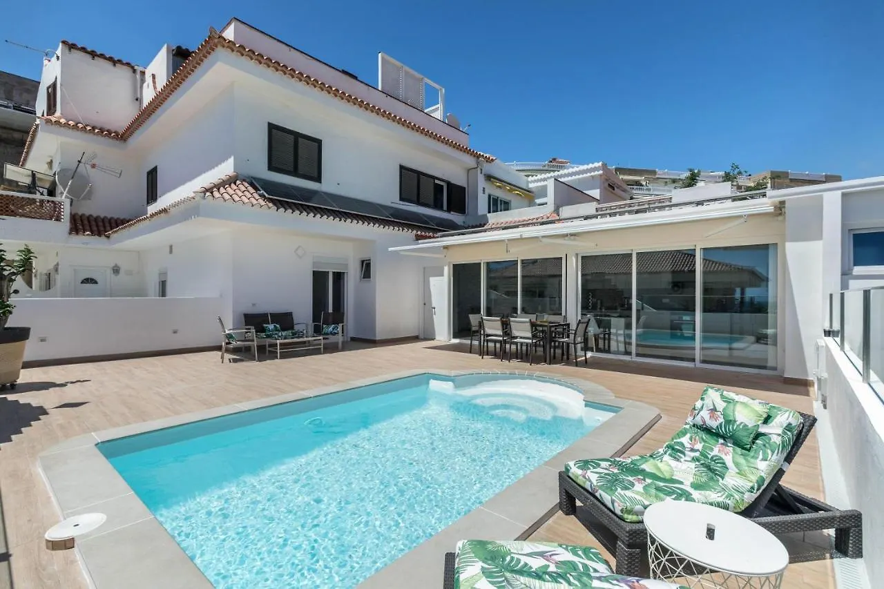 Villa Cusmano Spain